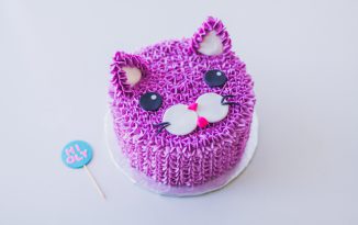 PURPLE CAT CAKE FOR OLYMPIA!