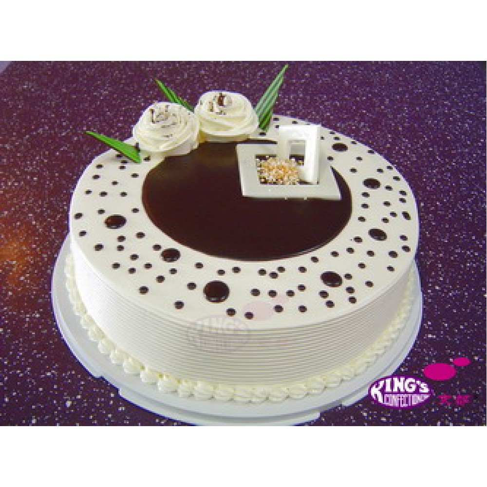 King’s – 2.2 Pounds Normal Sponge Chocolate Cake