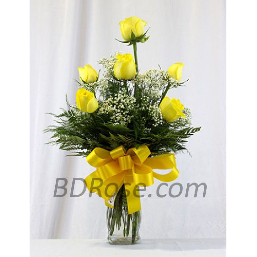 Imported half dozen yellow Rose in a Vase