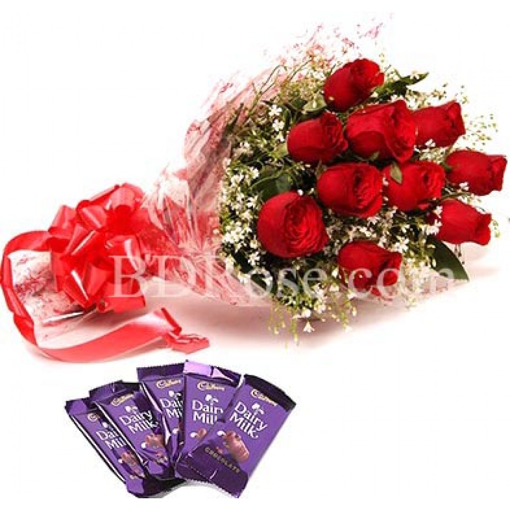 Red roses with chocolate