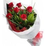 6 pcs red roses in bouquet