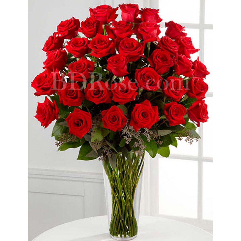 36 pcs red roses in vase