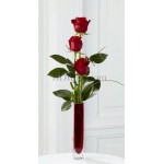 3 pcs red roses in vase